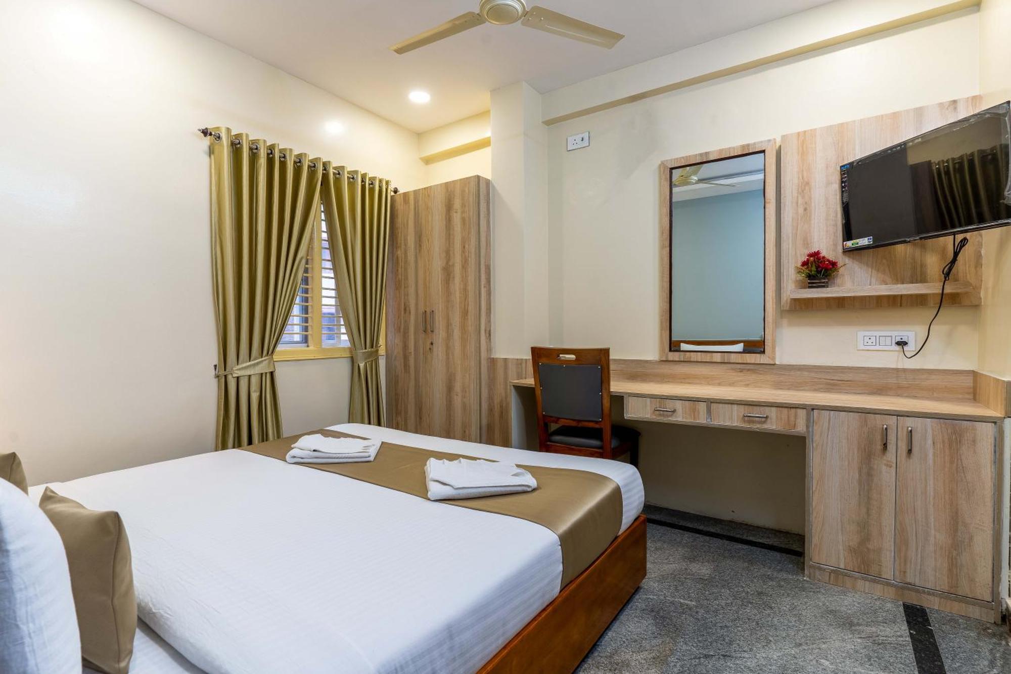 Hotel Chalet, Madiwala Bangalore Eksteriør bilde